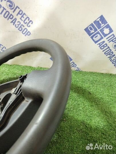 Руль Renault Symbol седан 1.4 K7JA700 2002