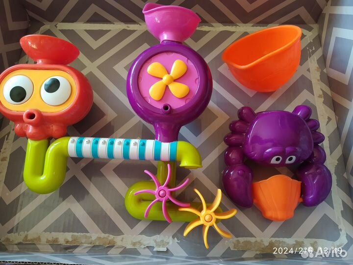 Набор игрушек для ванны Happy Baby