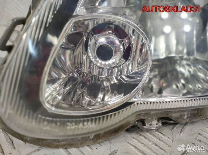 Фара левая Toyota Yaris 811700D080 Рестайлинг