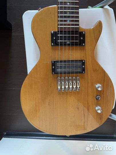 Гитара мастеровая, по форме Les Paul, широкий гриф