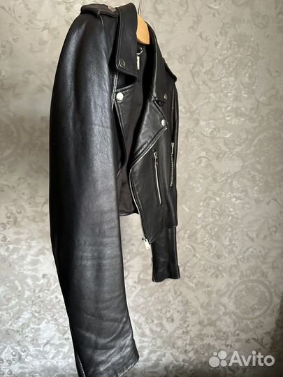 Кожаная куртка YSL