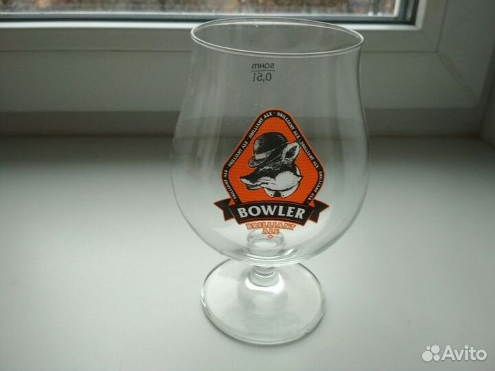 Пивные бокалы на ножке 0.5