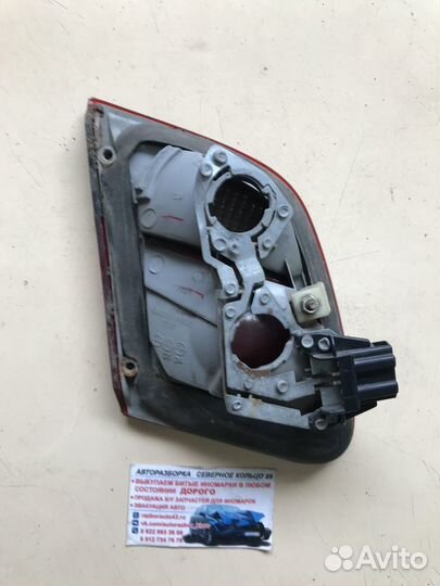 Фонарь правый внутренний Мерседес w210 Mercedes