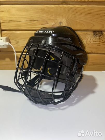 Шлем хоккейный easton регулирующийся детский