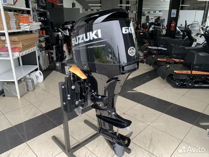 Лодочный мотор Suzuki DF 60 ATS витрина