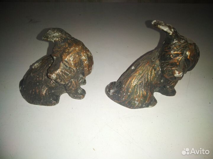Фигурки из металла