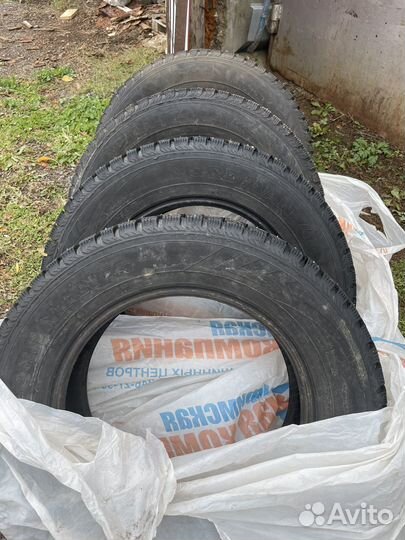 Nordman Nordman 4 215/65 R16