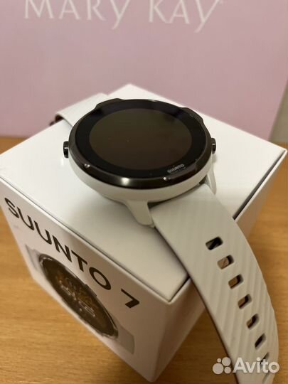 Смарт часы suunto 7