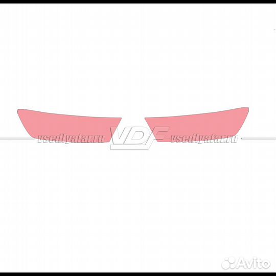 Плёнка для оклейки фар на автомобиле audi Q7 (2015