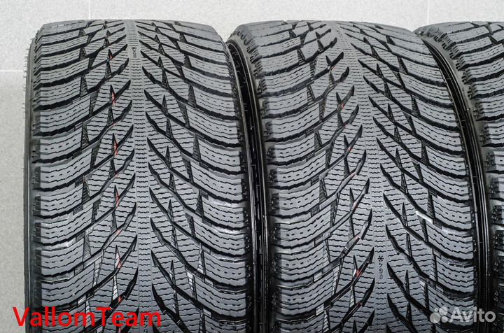 Nokian Tyres Hakkapeliitta 8 SUV 275/40 R20 106T