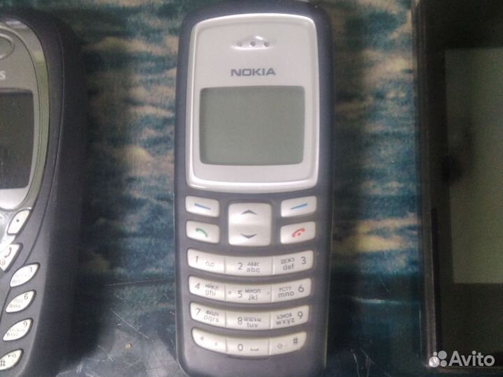 Nokia 2100