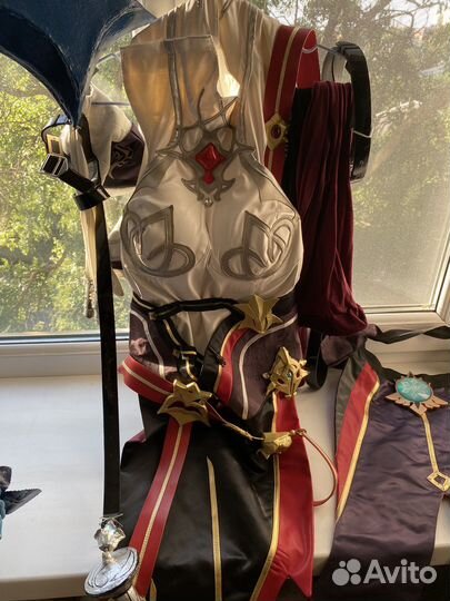 Косплей Розарии геншин uwowo