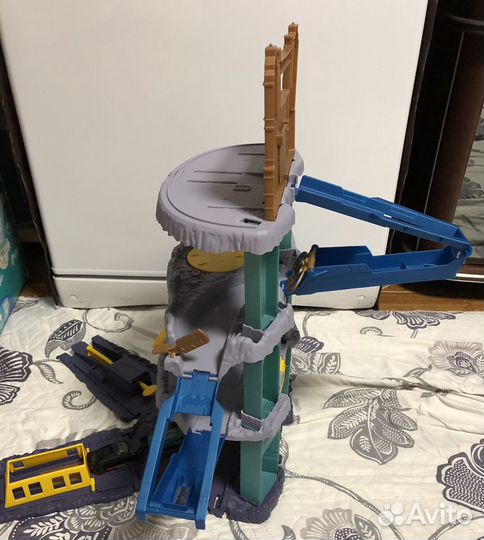 Трек хот вилс Замок Бэтмена