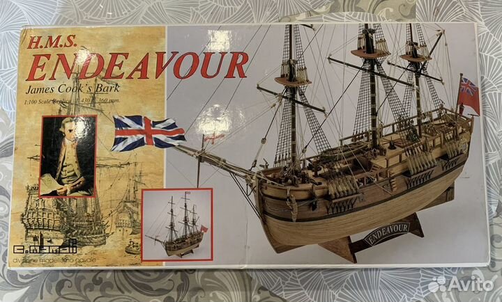 Сборная модель корабля HMS Endeavour