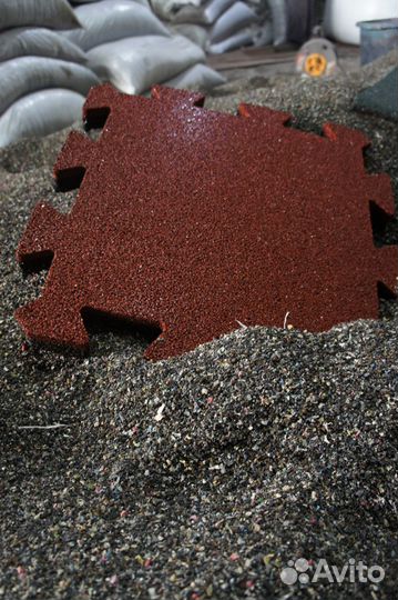 Резиновая плитка 500х500, покрытие в рулоне