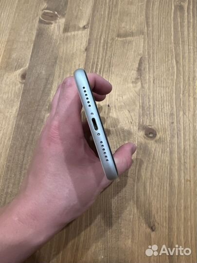 iPhone Xr, 128 ГБ