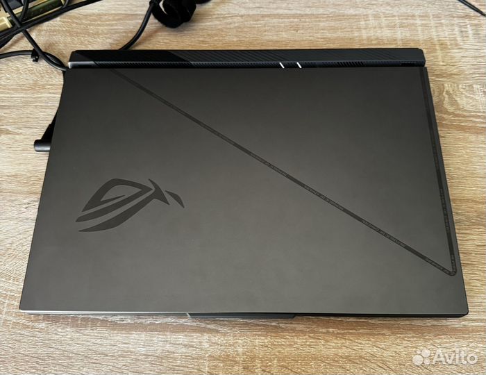 Asus rog strix g16, i7 13650hx, rtx 4060, 32gb