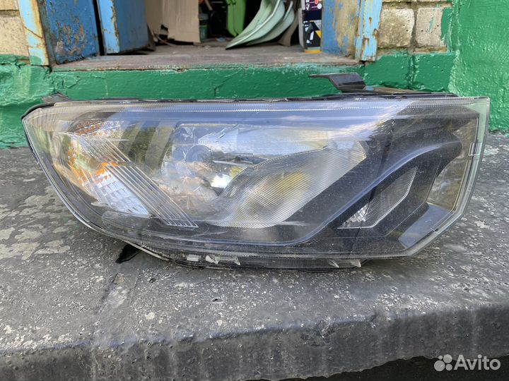 Б/у передня фара лада гранта fl