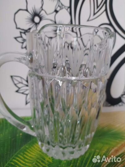 Графин хрустальный