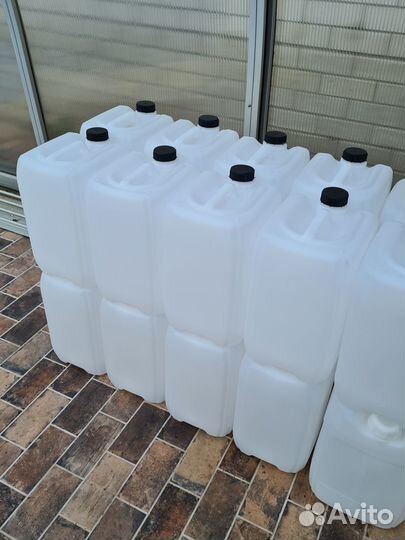 Канистра пластиковая 20 литров