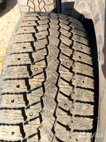 Maxxis MA-SUV Presa Spike 225/60 R17
