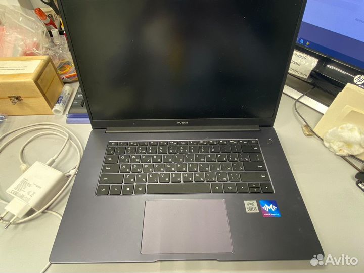 Ноутбук honor BBR-WAH9 i5 10210U