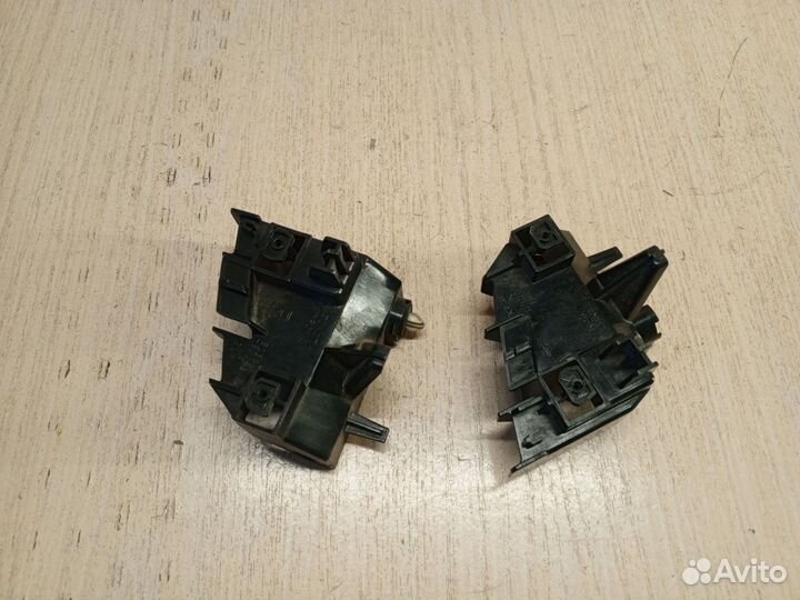 Кронштейн бампера Toyota Land Cruiser Prado 150