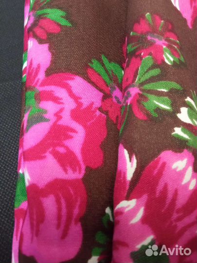 Ткань шёлк в основном