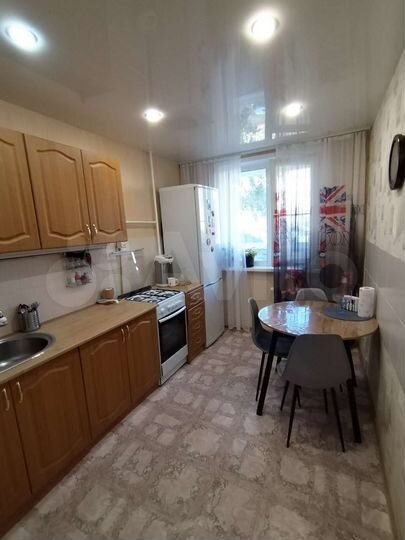 Комната 15 м² в 4-к., 2/5 эт.