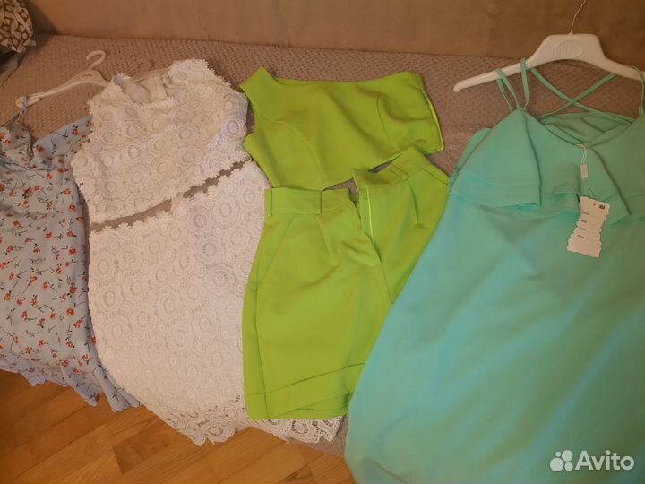 Красивая одежда размера S