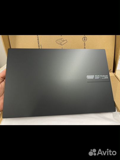 Новый Asus VivoBook 15 Ryzen 5 7520U 16/512Gb