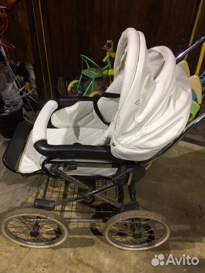 Коляска roan marita prestige экокожа белая 2 в 1