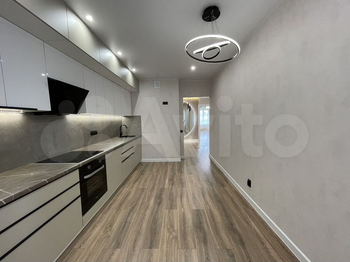 2-к. квартира, 65 м², 5/17 эт.