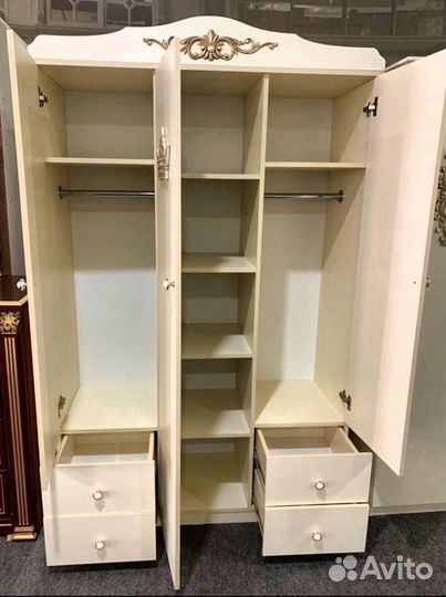 Детский шкаф для одежды