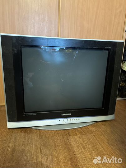 Телевизор samsung