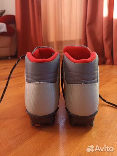 Ботинки лыжные детские 33