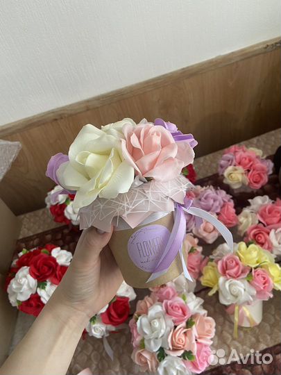 Подарок на 8 марта букет роз