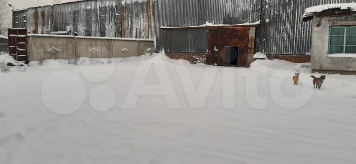 Машиноместо, > 30 м²