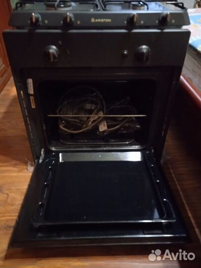 Газовая плита бу Аристон