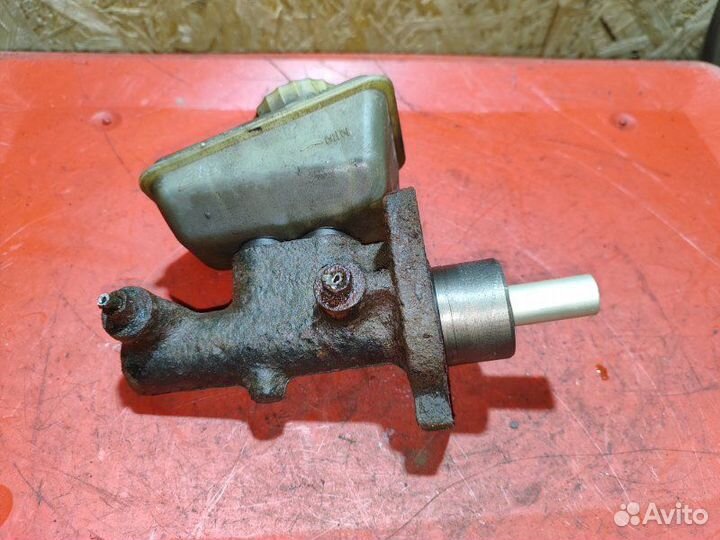 Цилиндр тормозной главный Opel Vectra A седан 2.0