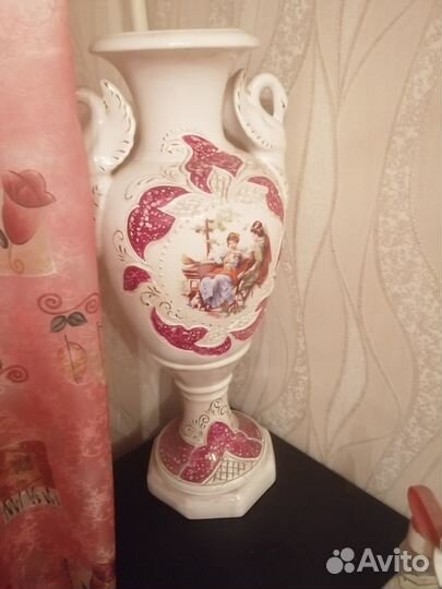 Продам Вазу