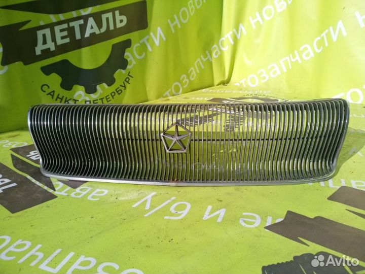 Решетка радиатора Chrysler Lhs 3.5 1993