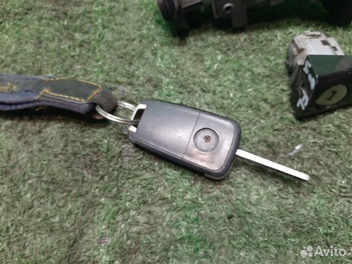 Замок зажигания Chevrolet Cruze J300 2009