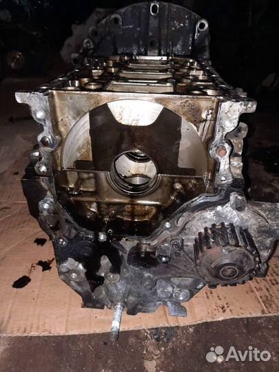 Блок цилиндров Peugeot 307 2003