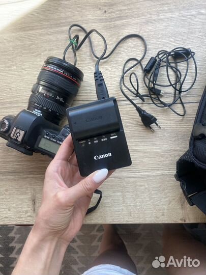 Зеркальный фотоаппарат canon 5d mark II