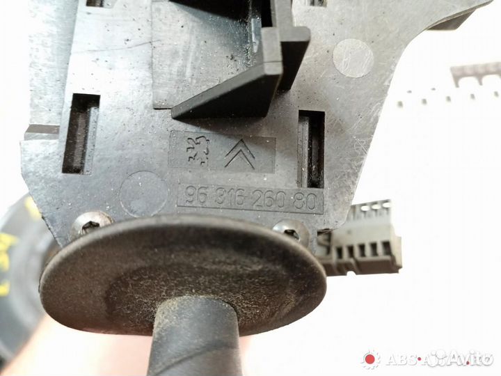 Переключатель подрулевой (стрекоза) Citroen Xantia