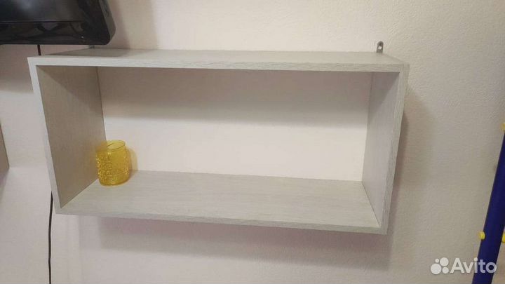 Полка настенная бу