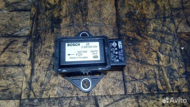 Датчик ускорения Nissan X-Trail T30 2.5 2004