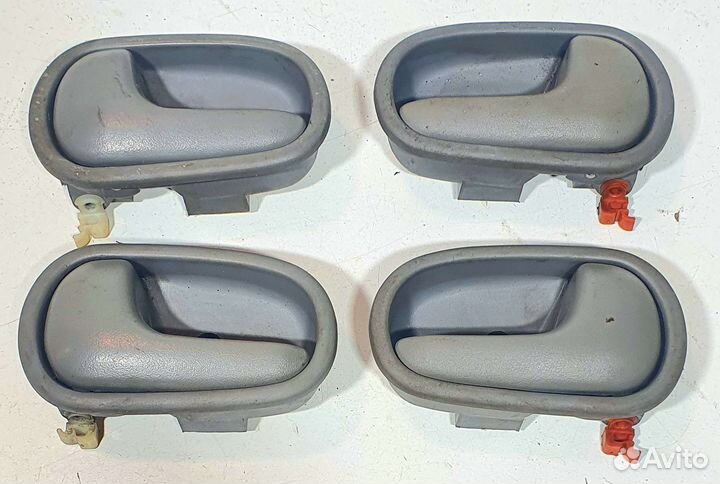 Ручка внутренняя правая Kia RIO I