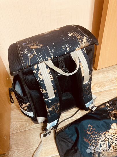 Школьный рюкзак с мешком для обуви